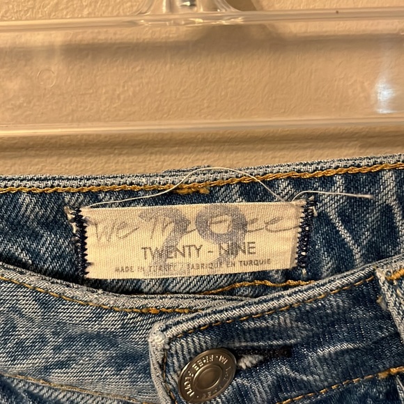 Free People Mom Jeans - 29 - Picture 3 of 3